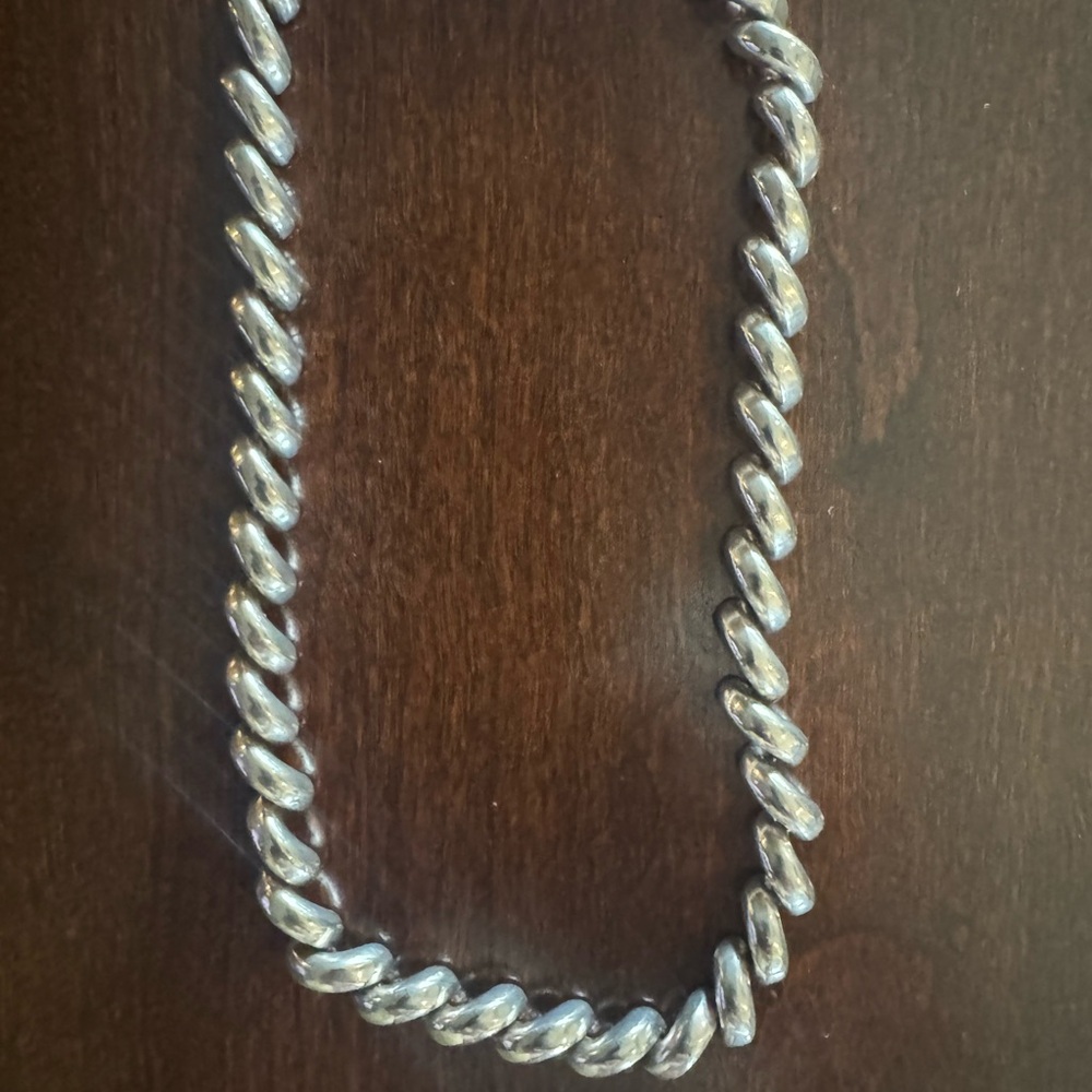 Elegant Sterling Silver San Marco Necklace